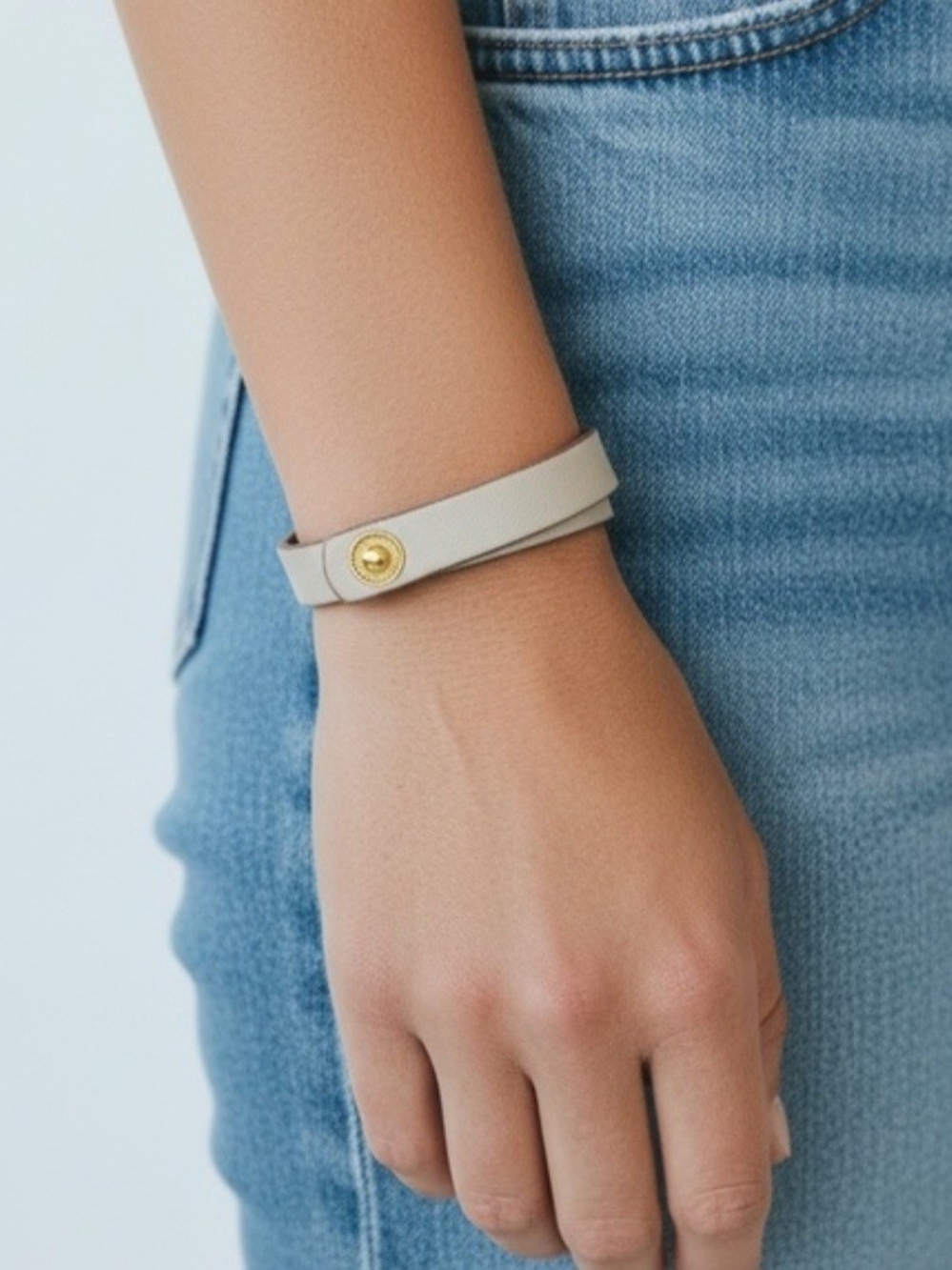 Bracelet - Cream with Gold Accent